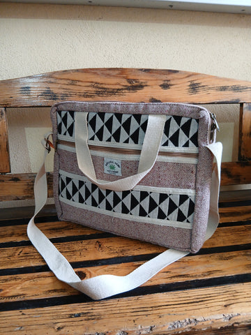 Konopnâ taška na notebook