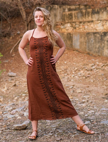 Dlhé šaty Anusrava