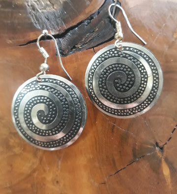 Earrings Spinal