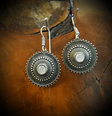 Tuli earrings with moonstone