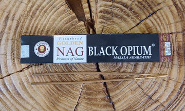 Vonné tyčinky Nag golden Black opium