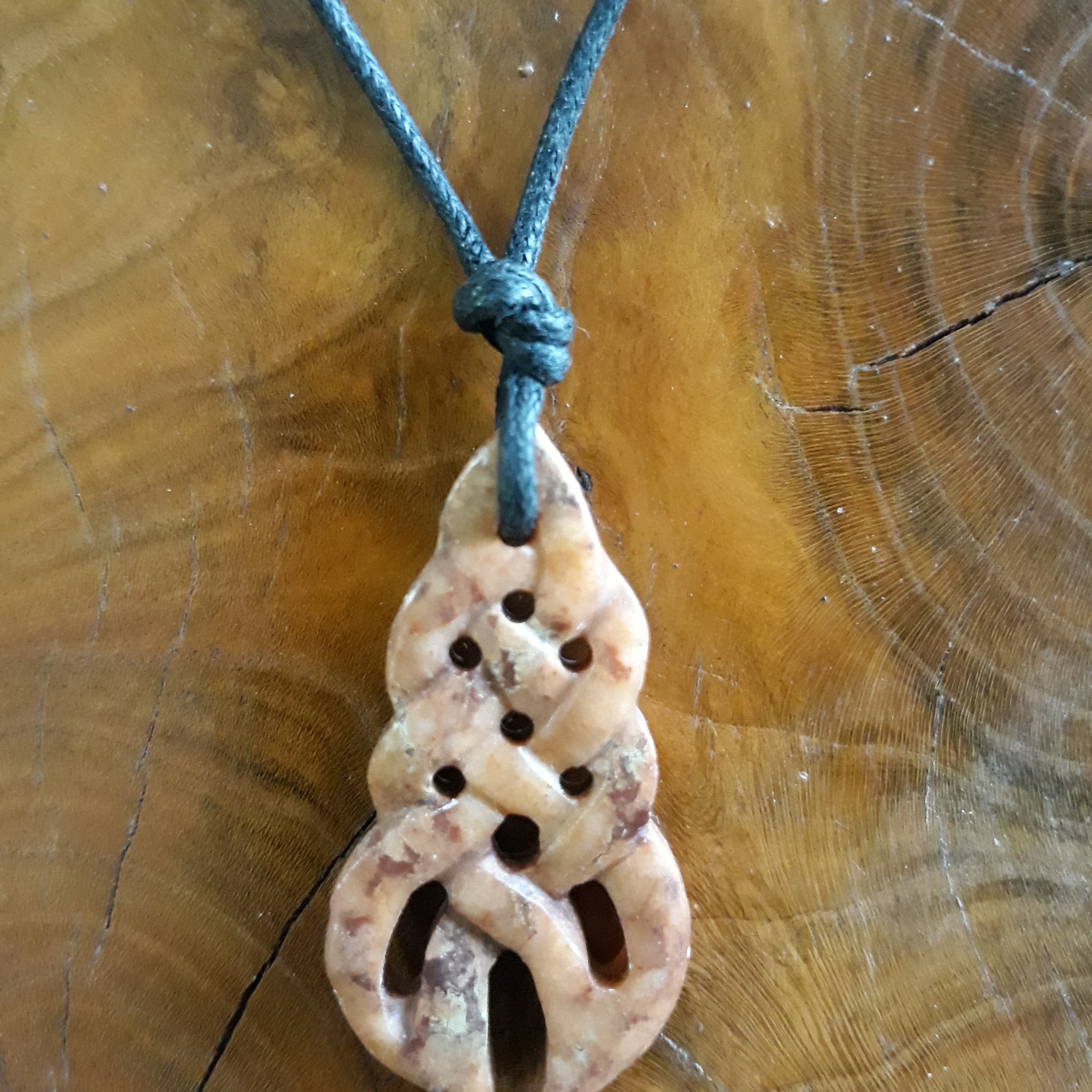 Necklace Cel
