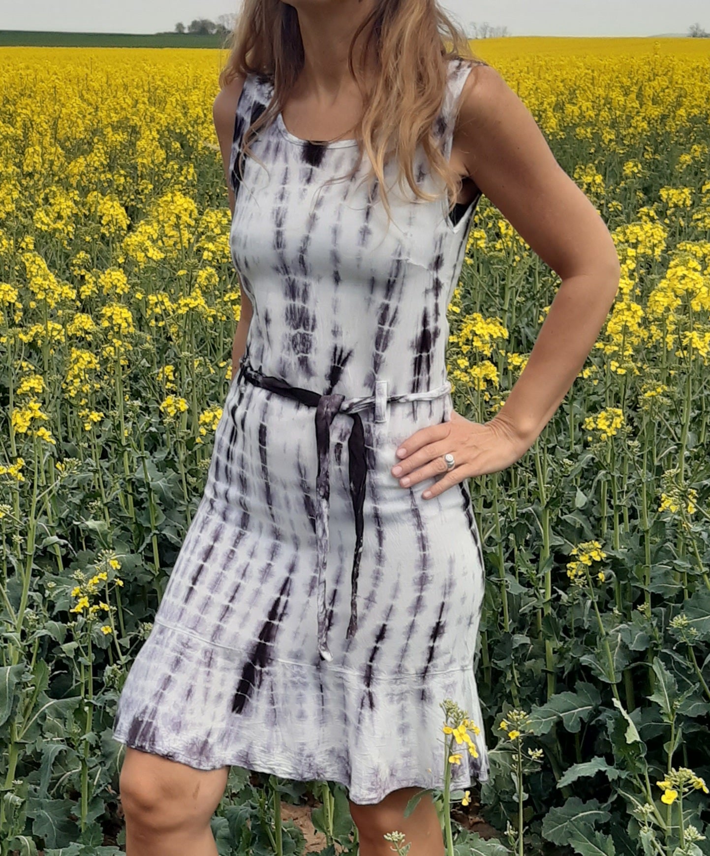 Short strapless dress Anika black and white