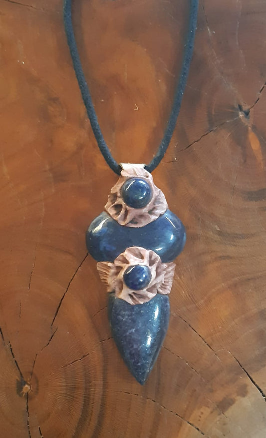 Lapis lazuli pendant 072