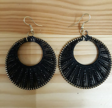 Rina earrings black