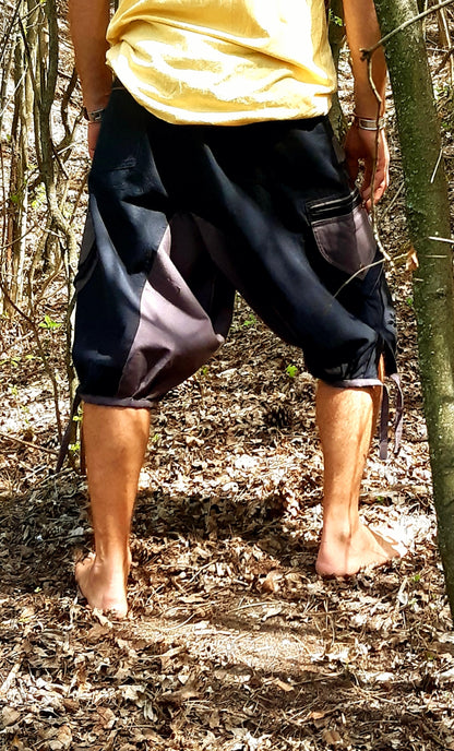 Shankar black-gray traveller's shorts